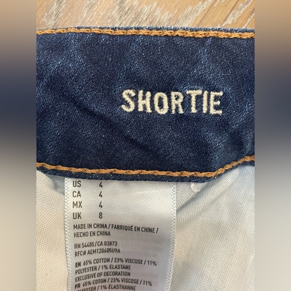 American Eagle 🦅 Shortie Distressed Ripped Denim Shorts Size 4 - Picture 8 of 10